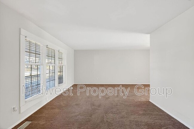 Building Photo - 3644 Vago Ln