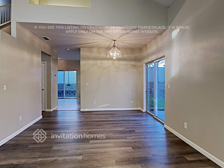 Building Photo - 2245 Fallwater Ln