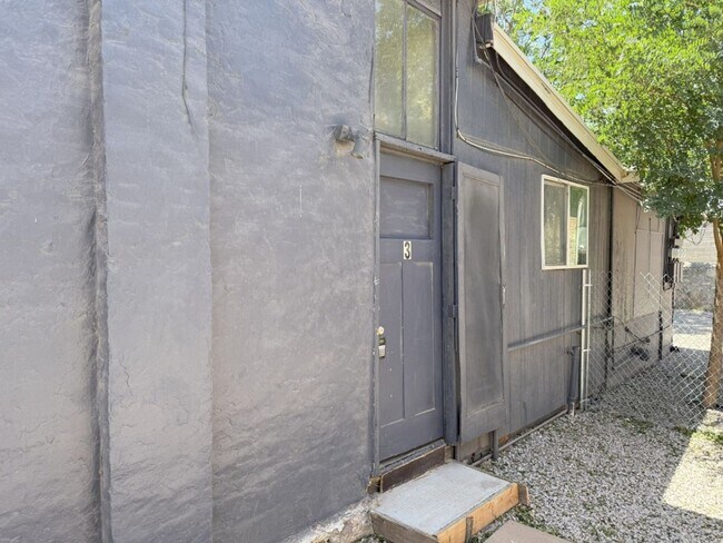 Building Photo - 1021 Myrtle Ave