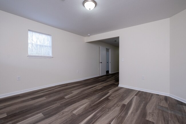 Building Photo - 1624-1626 Brown