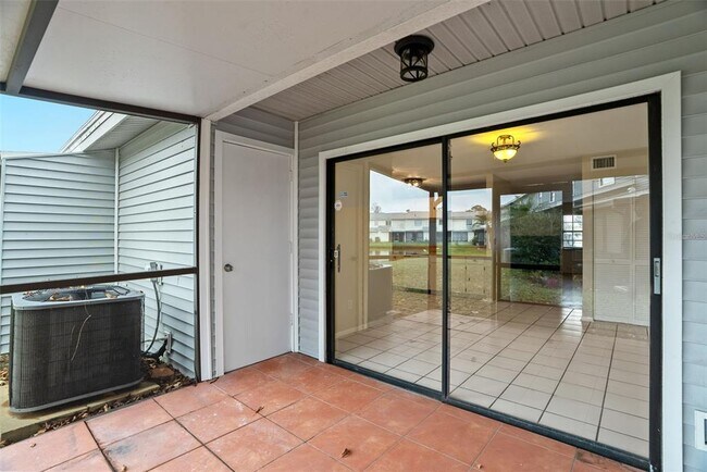 Building Photo - 12668 Castle Hill Dr