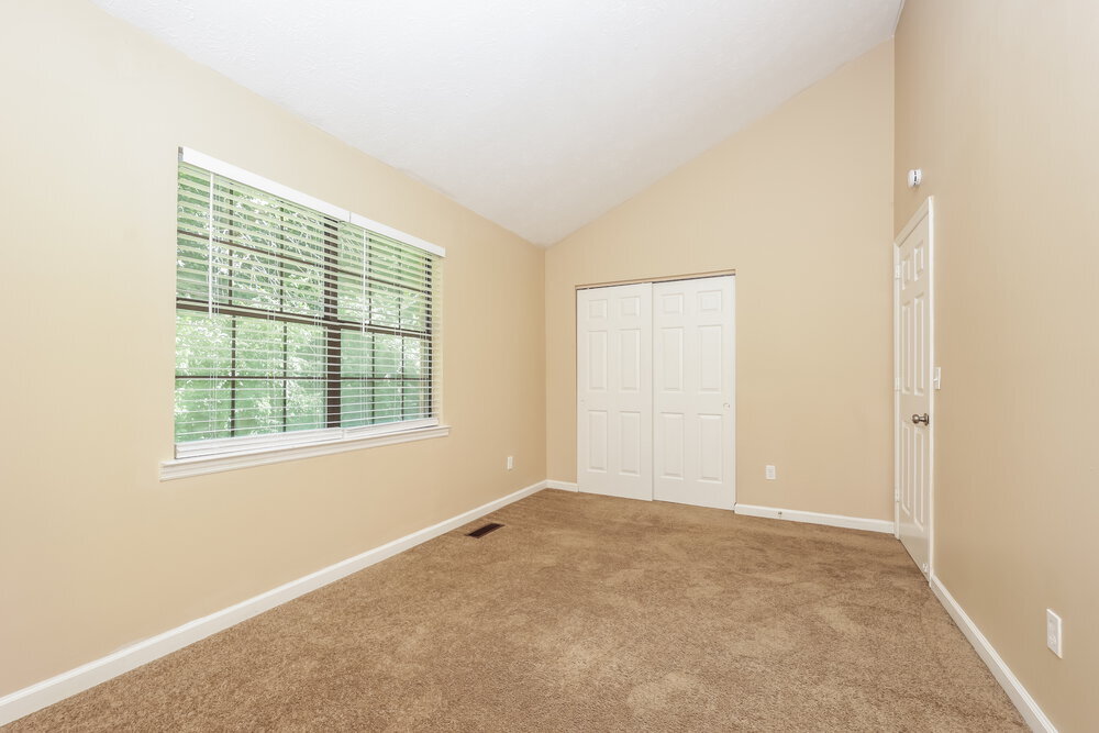 Building Photo - 232 Thistle Ln