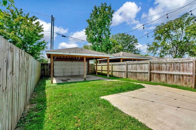 Building Photo - Charming 3-Bedroom Home in the Heart of The Nations