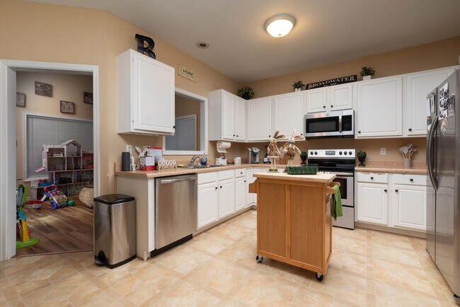 Building Photo - 14230 Spyglass Hill Cir