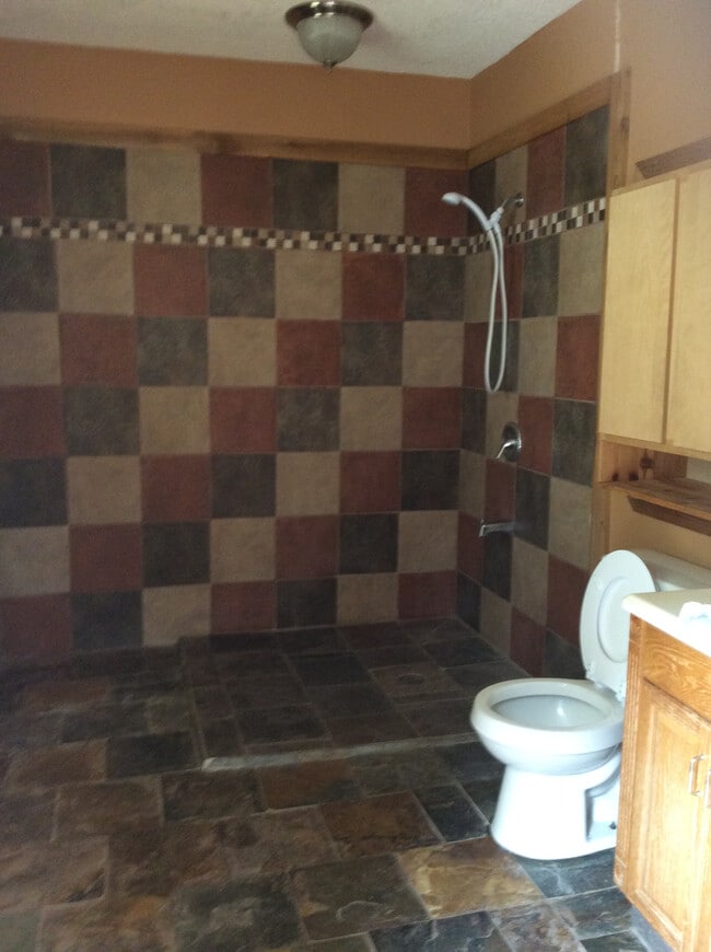 Building Photo - 619-P619 Olmstead Dr