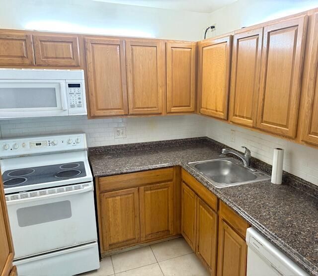 Primary Photo - 1011 Green Pine Blvd