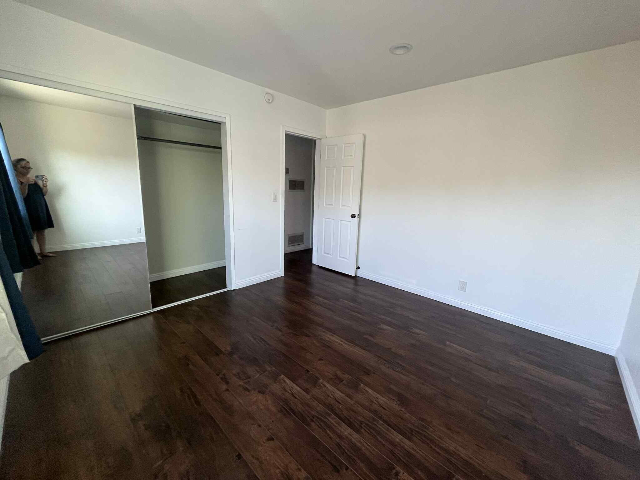 Building Photo - 3552 Whiteside St