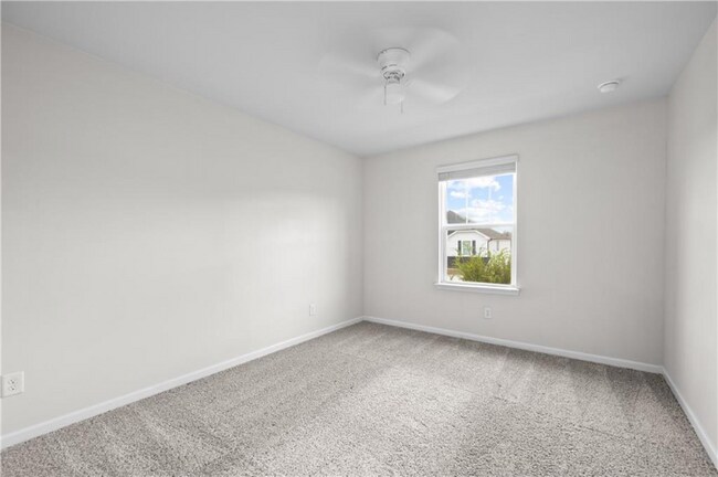 Building Photo - 5947 Green Ash Ct