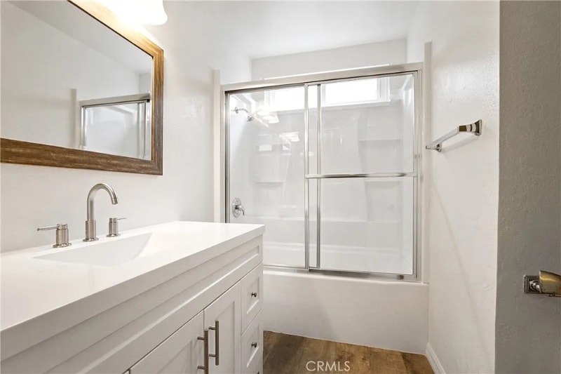 Building Photo - 632 E La Veta Ave