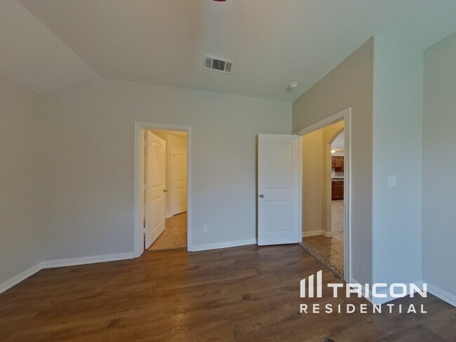 Building Photo - 12428 Hunters Mill Trail