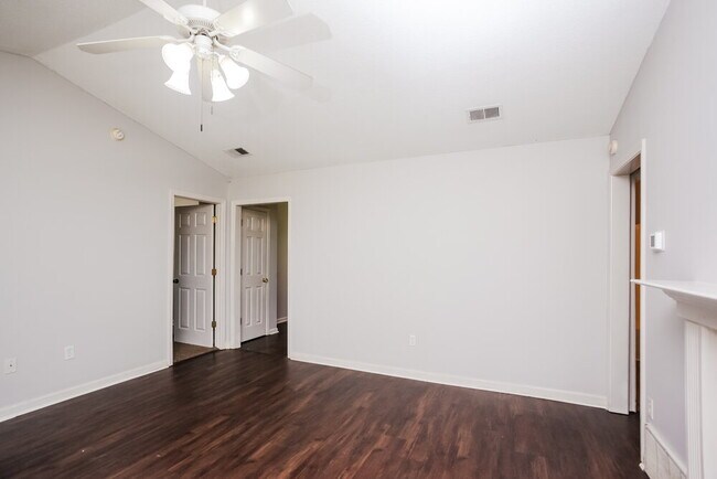 Building Photo - 1777 Mary Payton Cove