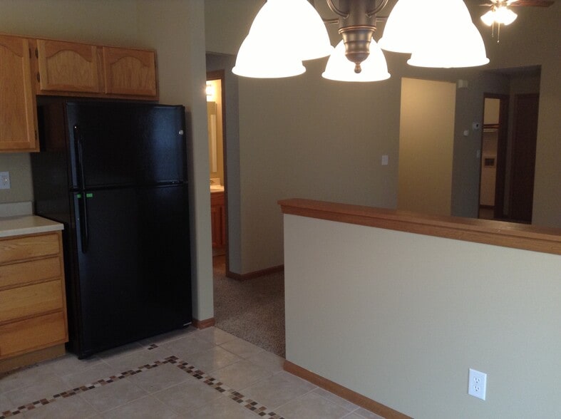 Building Photo - 6324 Blakeview Dr