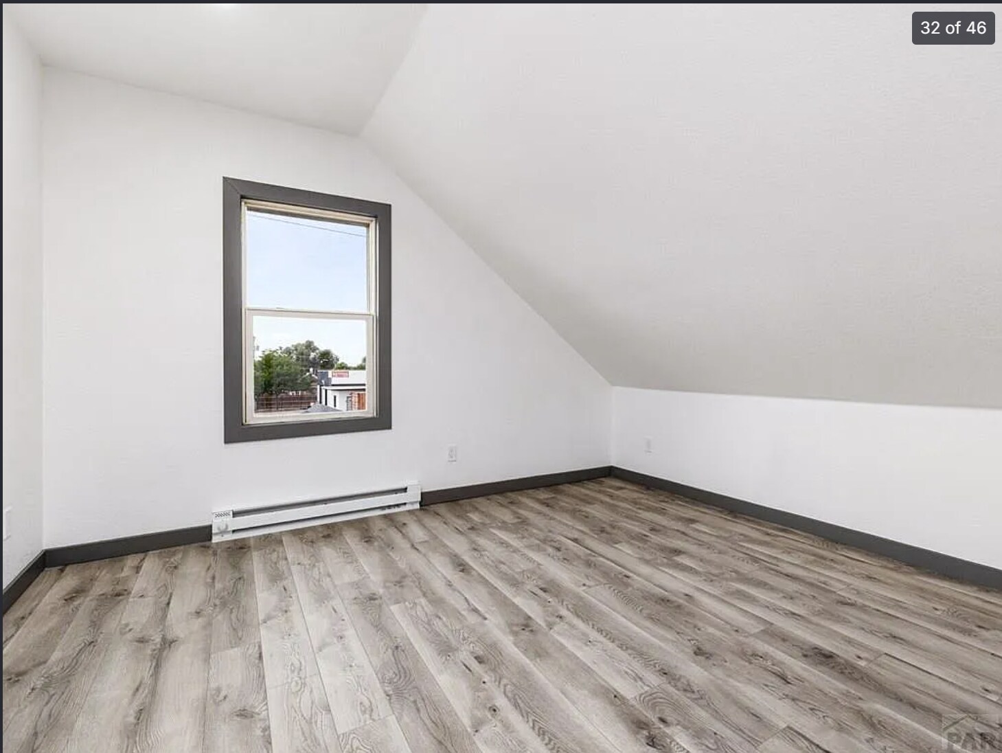 Building Photo - 1835 E 4th St