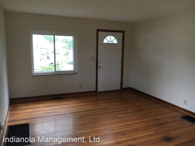Building Photo - 2 br, 1 bath House - 678 E. Jeffrey Place