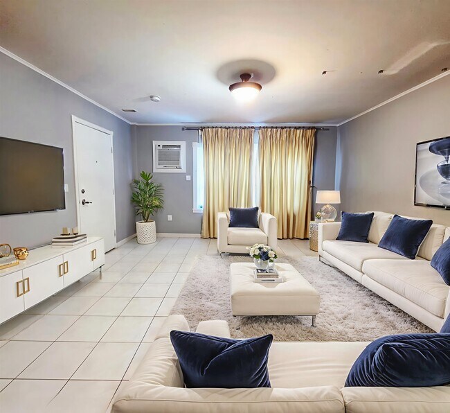 Building Photo - 132 42nd St