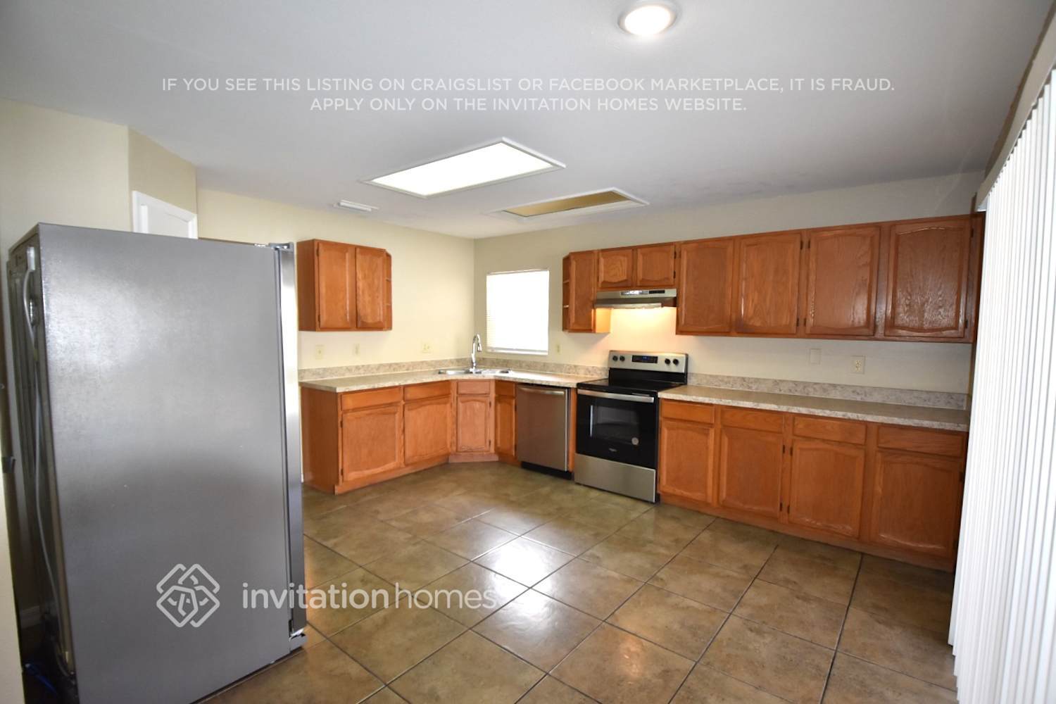 Building Photo - 12406 Driftstone Way