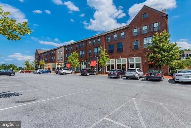 Building Photo - 1357 Station House Ln