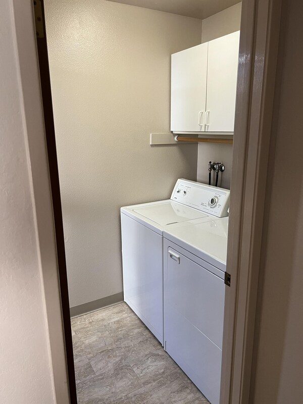 Building Photo - 133 Rockwood Drive - 1