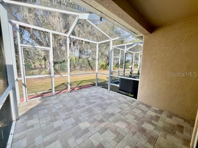 Building Photo - 15633 Stable Run Dr