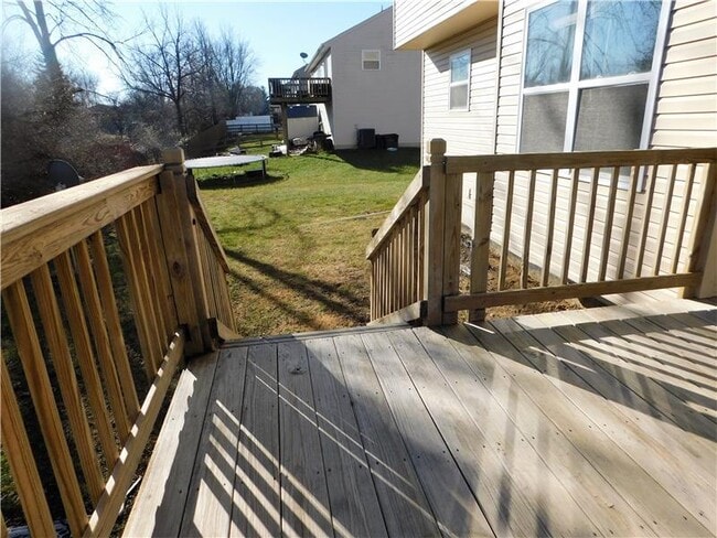 Building Photo - 6512 Oak Crest Dr