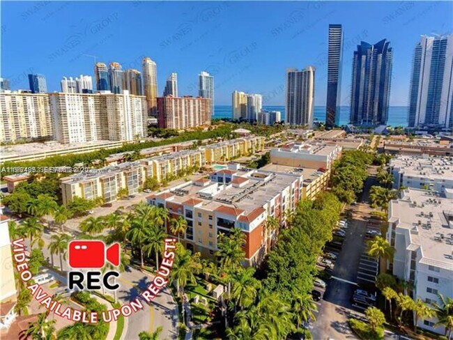 Building Photo - 17150 N Bay Rd