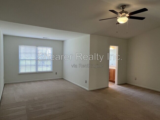 Building Photo - 9956 Kings Parade Blvd