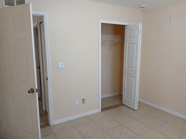 Building Photo - 6886 Babbit Ave