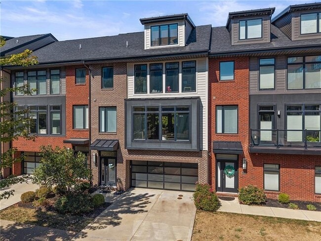 Building Photo - 148 Reizenstein Way
