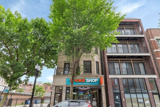 Primary Photo - 1333 W Taylor St
