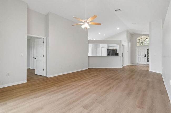 Building Photo - 2222 Roanoke Springs Dr