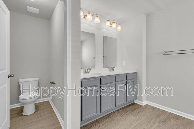 Building Photo - 9678 Roseberry St