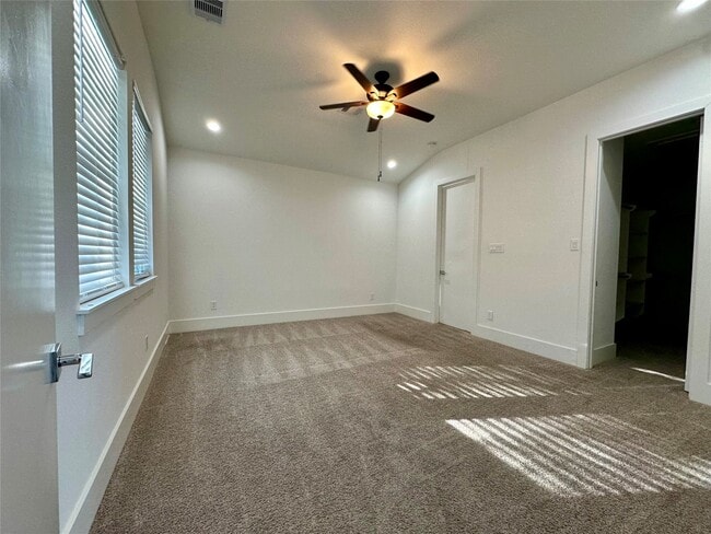 Building Photo - 6642 Del Rio St