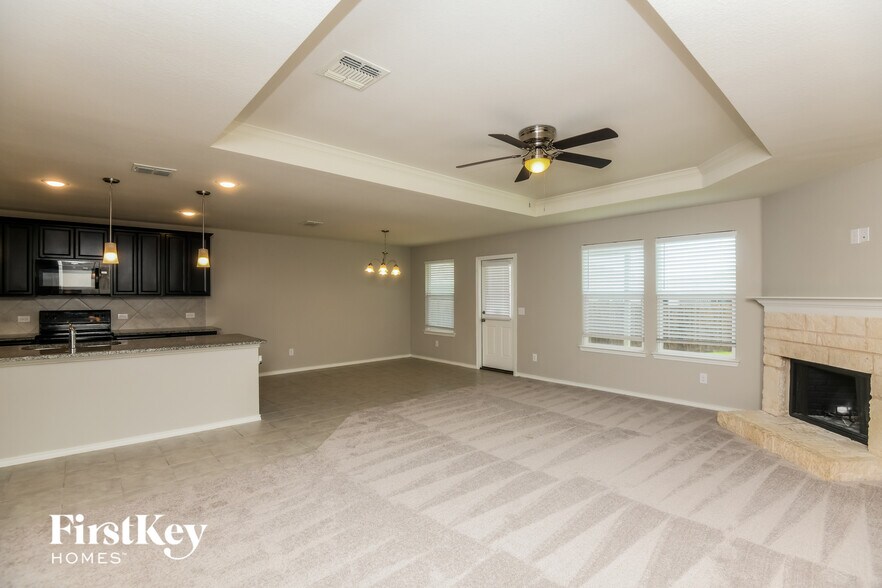 Building Photo - 6233 Misty Breeze Dr