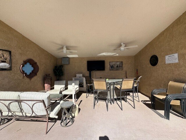 Building Photo - 454 Riverfront Dr