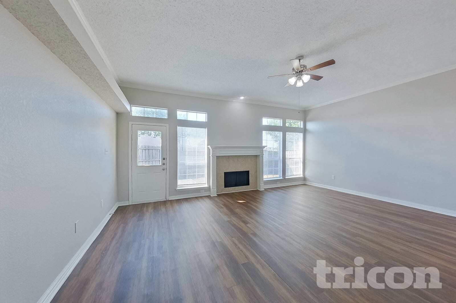 Building Photo - 1362 Meadow Creek Dr