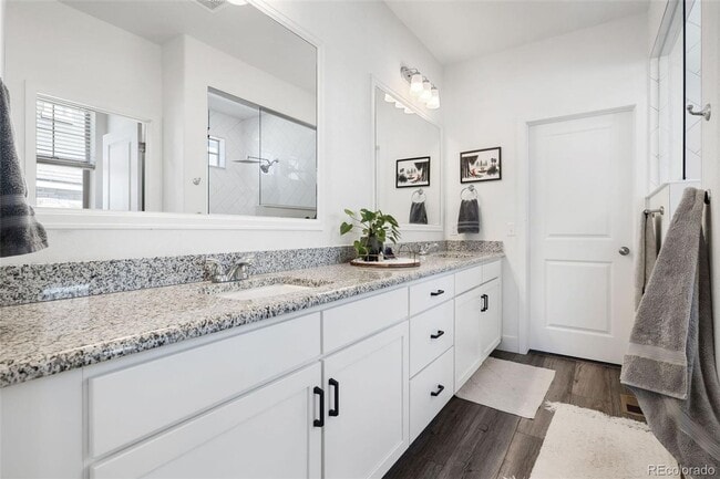 Building Photo - For Rent | $4,395/Month | 5 Bed | 4 Bath