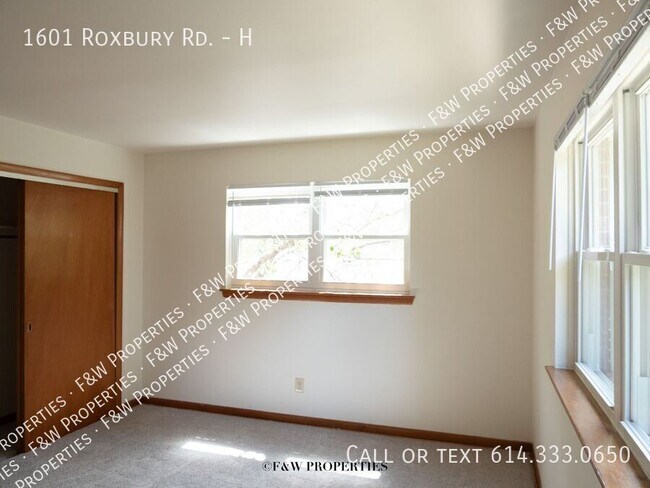 Building Photo - 1601 Roxbury Rd