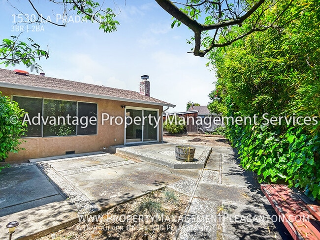 Building Photo - 1530 La Prada Ct