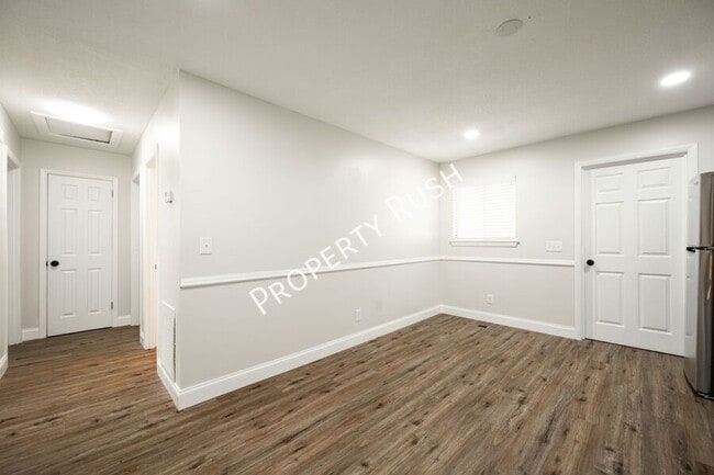 Building Photo - 7714 Nautical Way