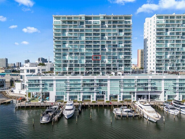 Building Photo - 400 Sunny Isles Blvd