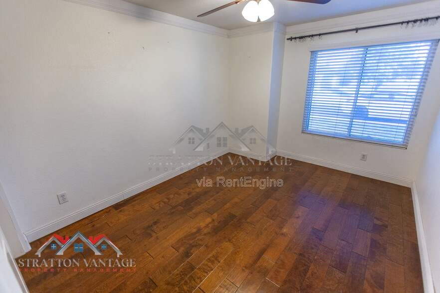 Building Photo - 3470 W Ironwood Dr