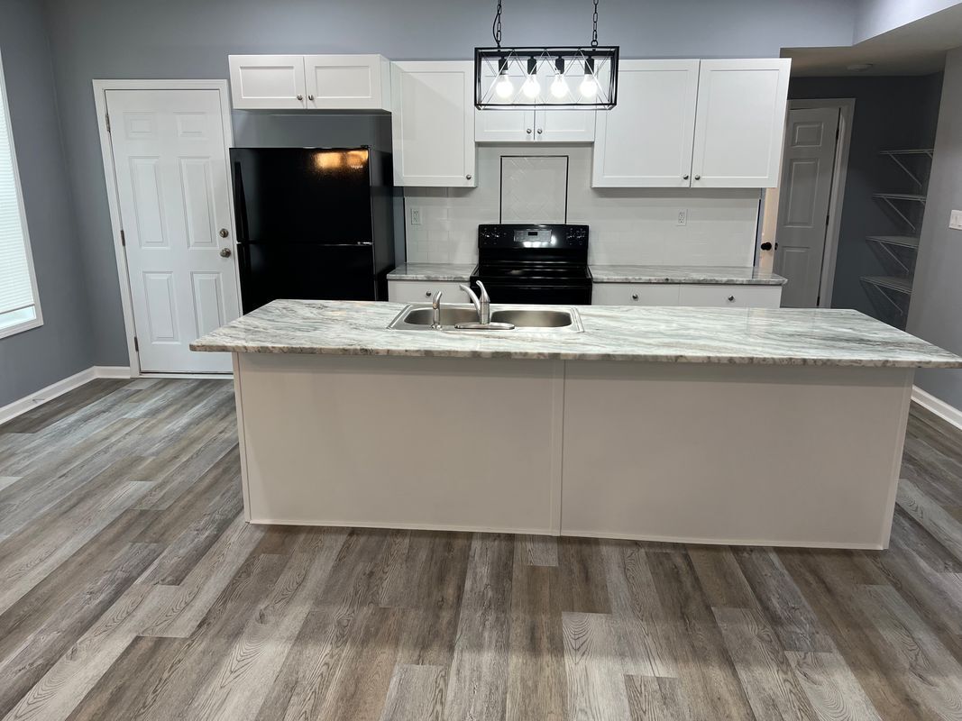 Building Photo - 3152 Daleview Way SW