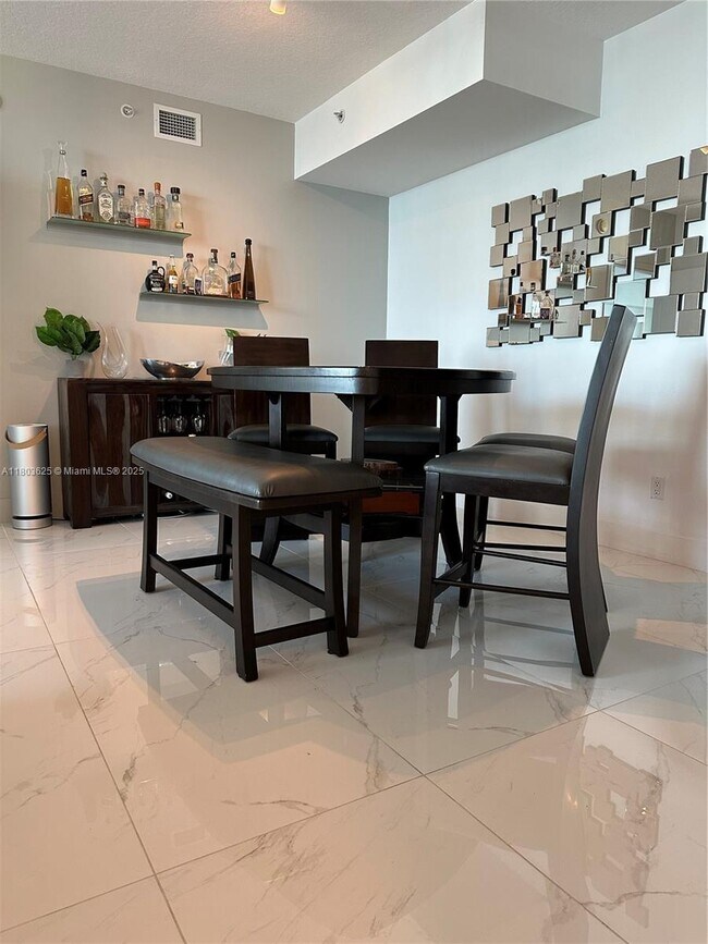 Building Photo - 325 S Biscayne Blvd