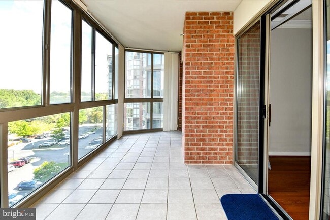 Building Photo - 3100 N Leisure World Blvd