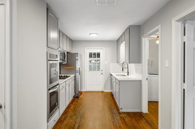 Building Photo - 1826 Crest Ridge Dr
