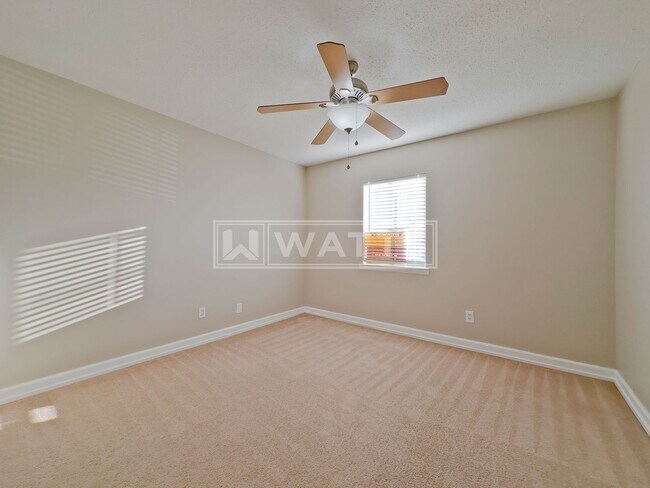 Building Photo - 1202 Woodland Vlg