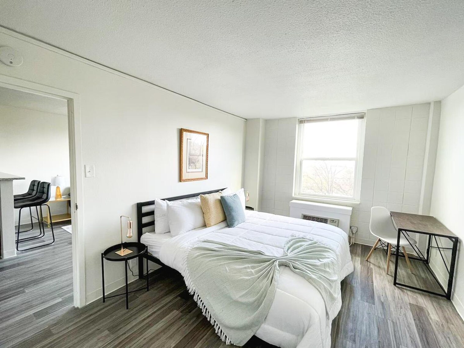 Building Photo - 2515 Burnet Ave