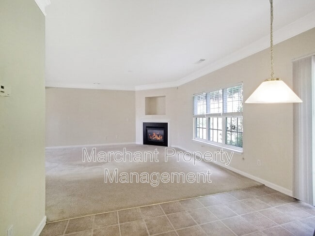 Building Photo - 27 Sunfield Ct