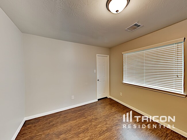 Building Photo - 21507 Palma Grove Way