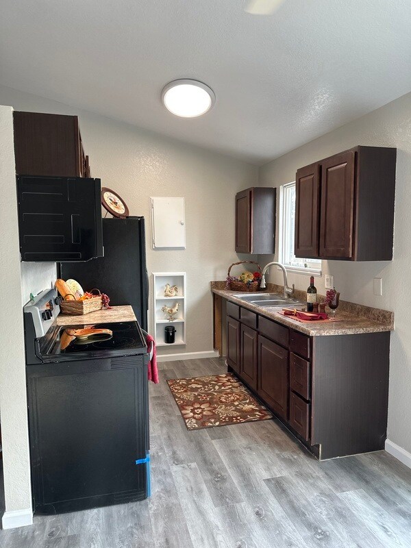 Building Photo - 2150 Eddington Way